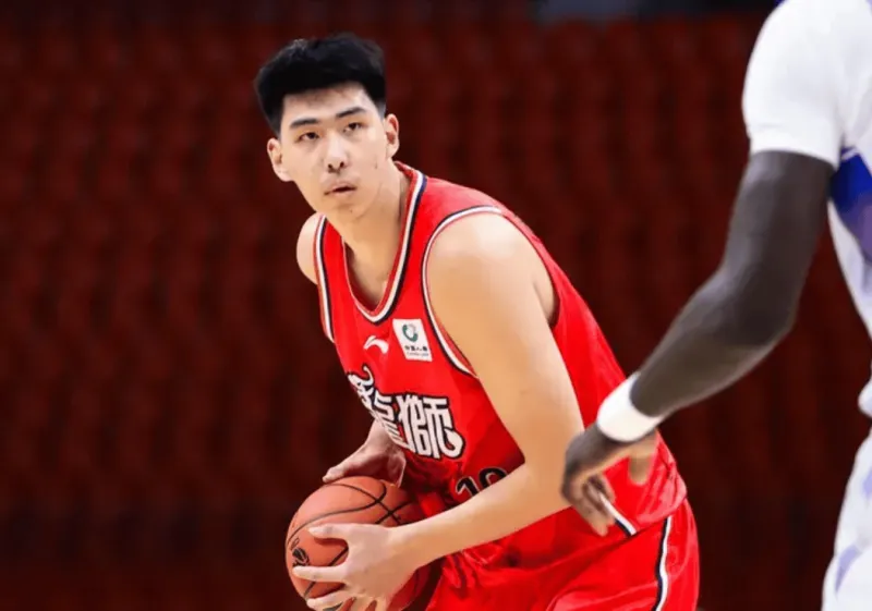 世界杯直播客户端下载官网-徐昕出战23分钟，投篮4中4得到8分9篮板2助攻2盖帽