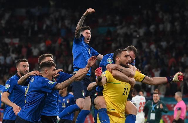 世界杯手机直播app下载-【观察】团队足球征服欧洲杯，缺球星那就全队皆主角